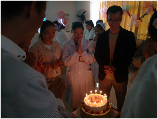 赣州三康医院举办“我们同成长•我们共欢乐”集体生日会